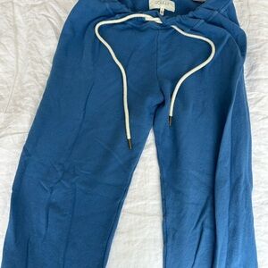 The GREAT cropped blue sweatpants. Size 0